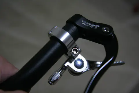 こんどはブレーキワイヤーの課題が