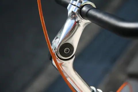 ステムは角度調整できます