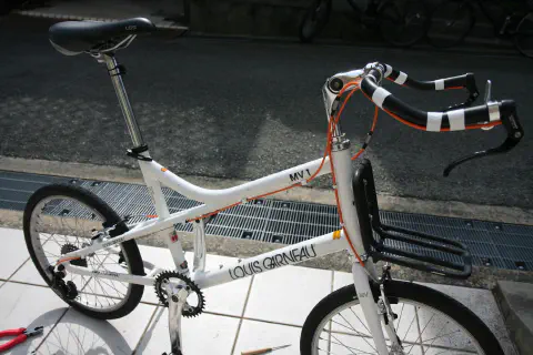 あとはバーテープ巻くだけ