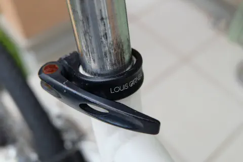 シートポストクランプ