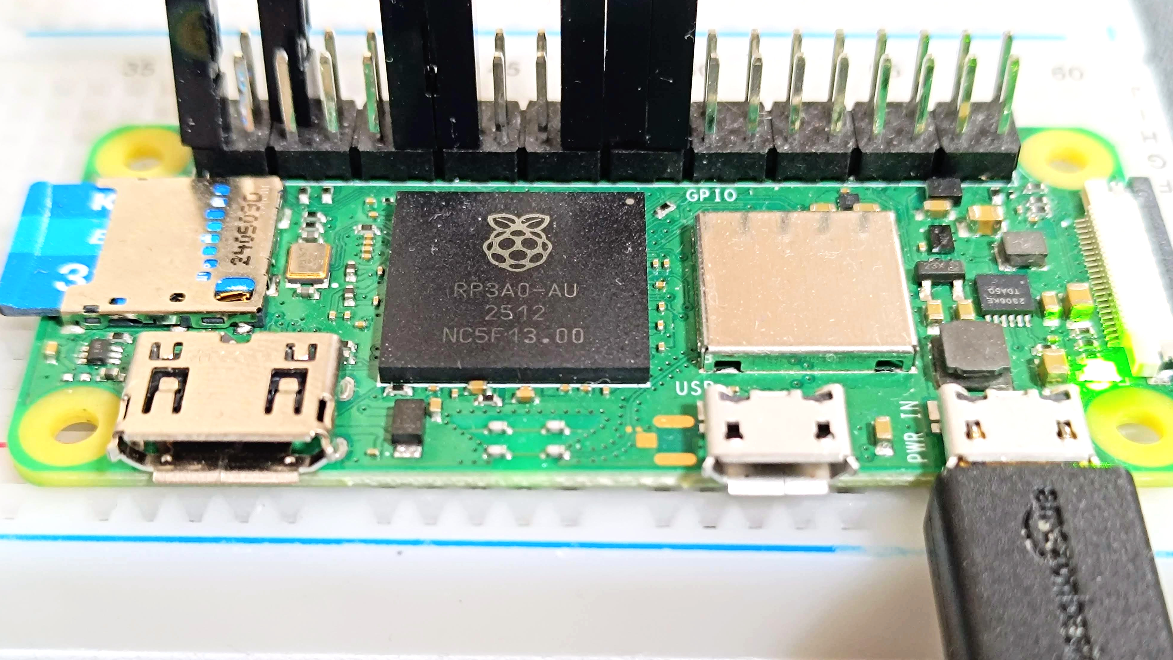 モバイルバッテリーからRaspberry Piに電源供給