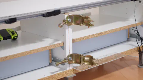 単管クランプが2個固定できました